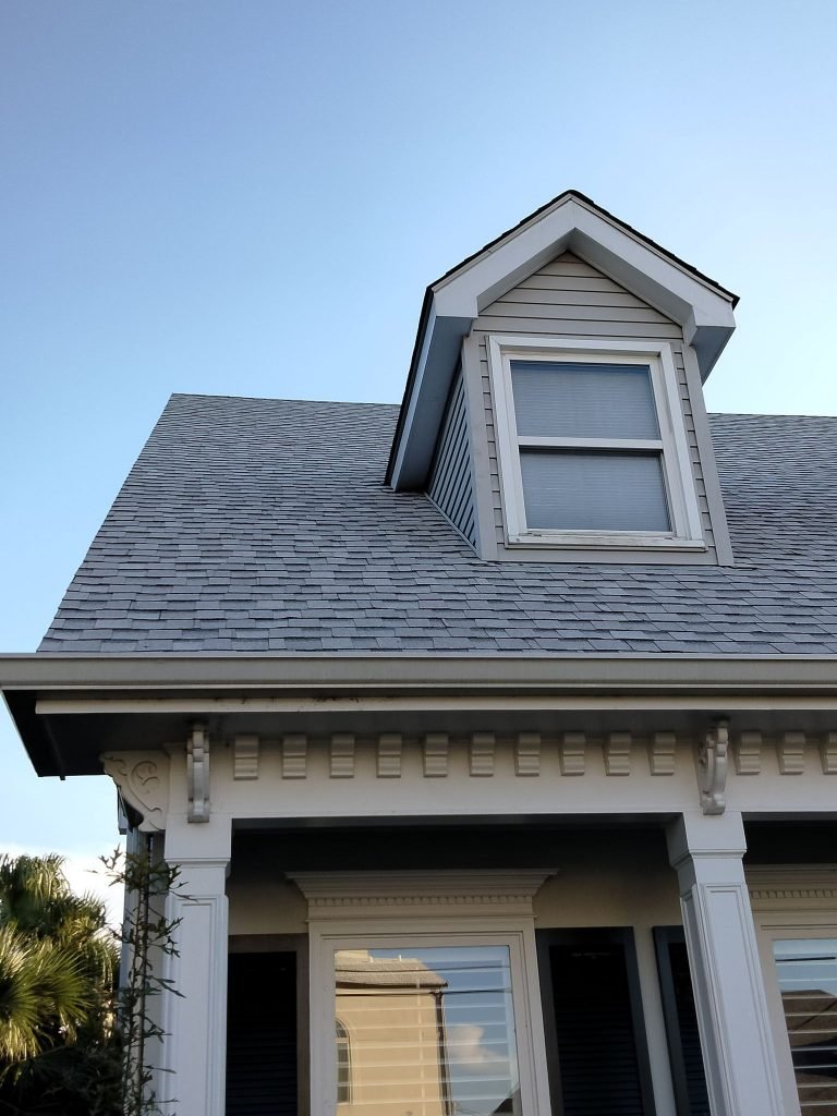 New Aluminum gutters installed in Metairie