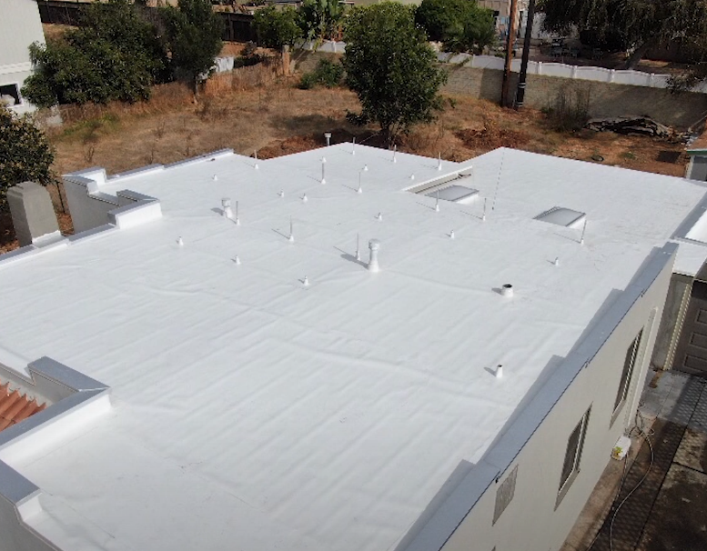 TPO flaat roof installation